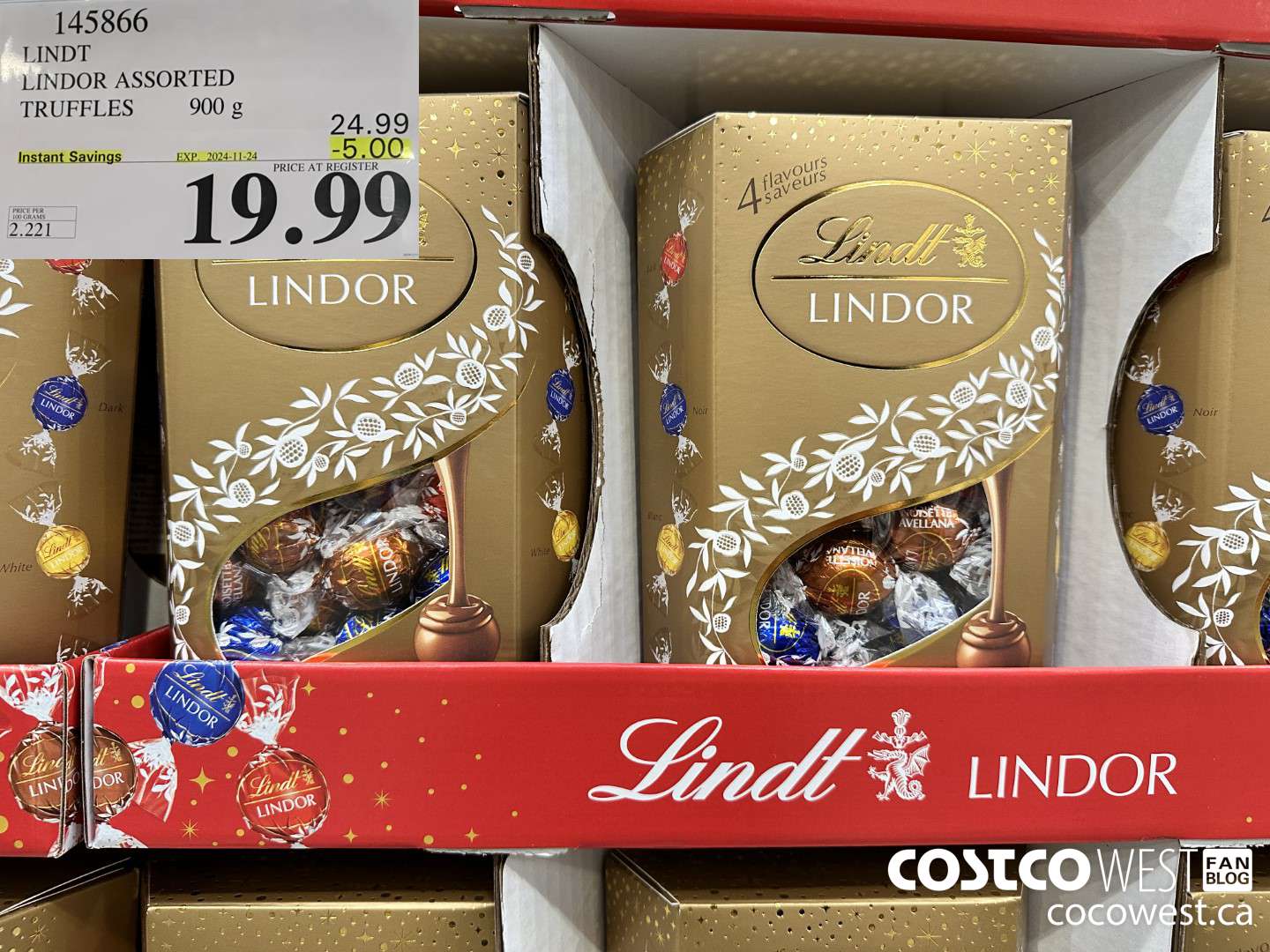 145866 LINDT LINDOR ASSORTED TRUFFLES 900g ($5.00 INSTANT SAVINGS EXPIRES ON 2024-11-24) $19.99