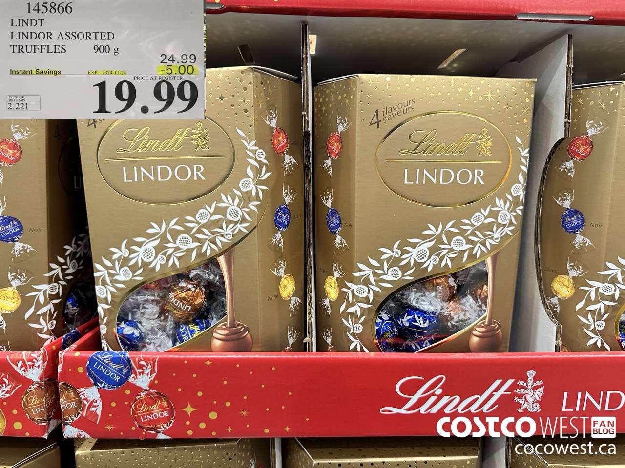 145866 LINDT LINDOR ASSORTED TRUFFLES 900g ($5.00 INSTANT SAVINGS EXPIRES ON 2024-11-24) $19.99
