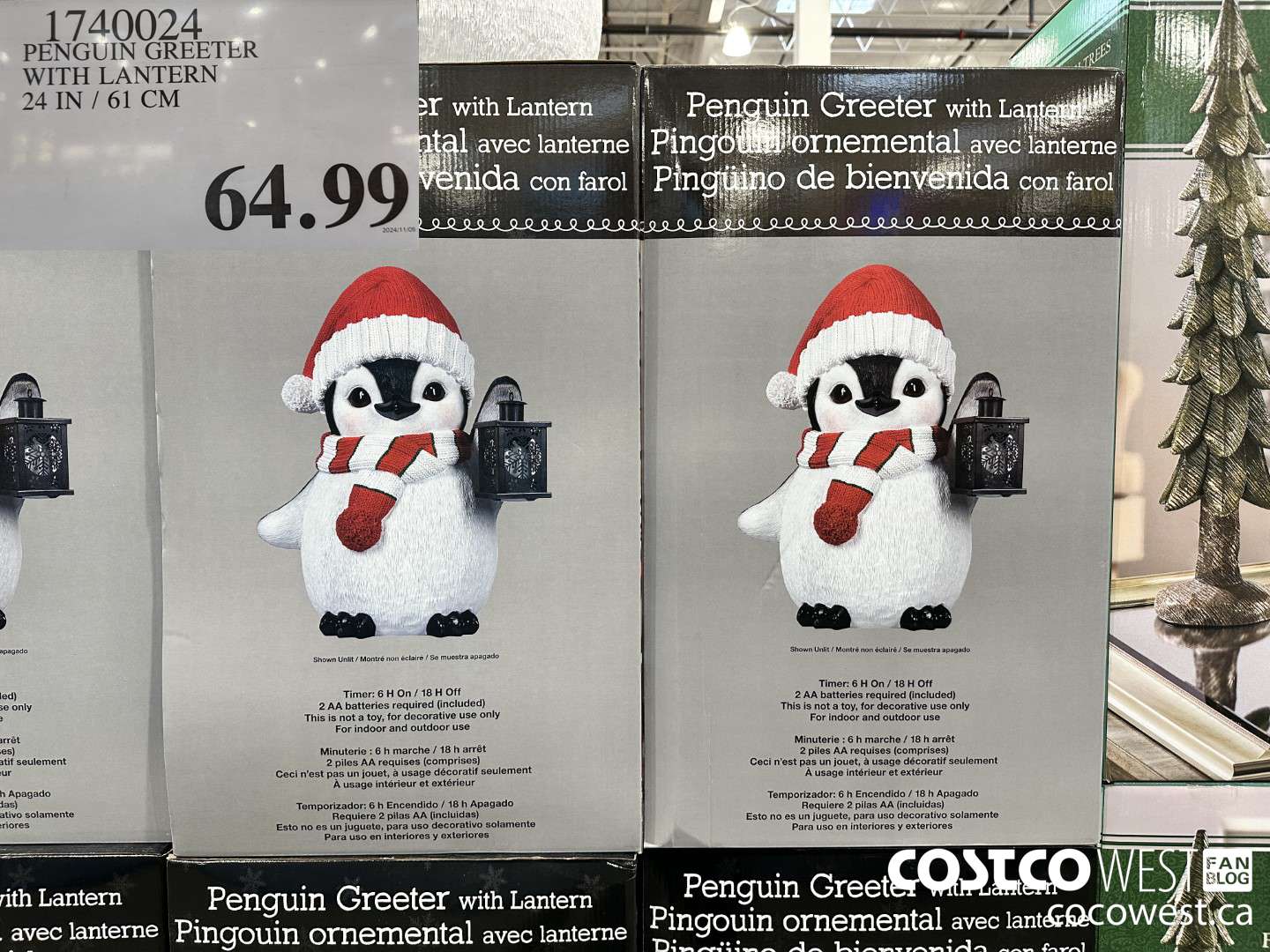 1740024 PINGUIN GREETER WITH LANTERN 24IN / 61CM $64.99