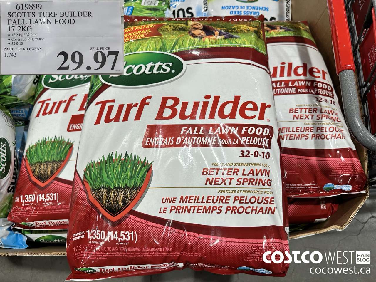 619899 SCOTTS TURF BUILDER FALL LAWN FOOD 17.2 KG $29.97