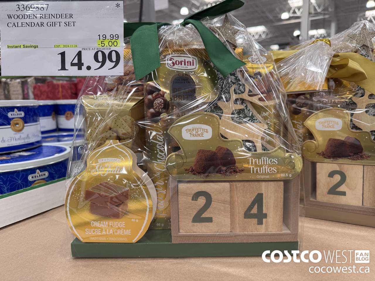 3369887 WOODEN REINDEER CALENDAR GIFT SET ($5.00 INSTANT SAVINGS EXPIRES ON 2024-11-24) $14.99