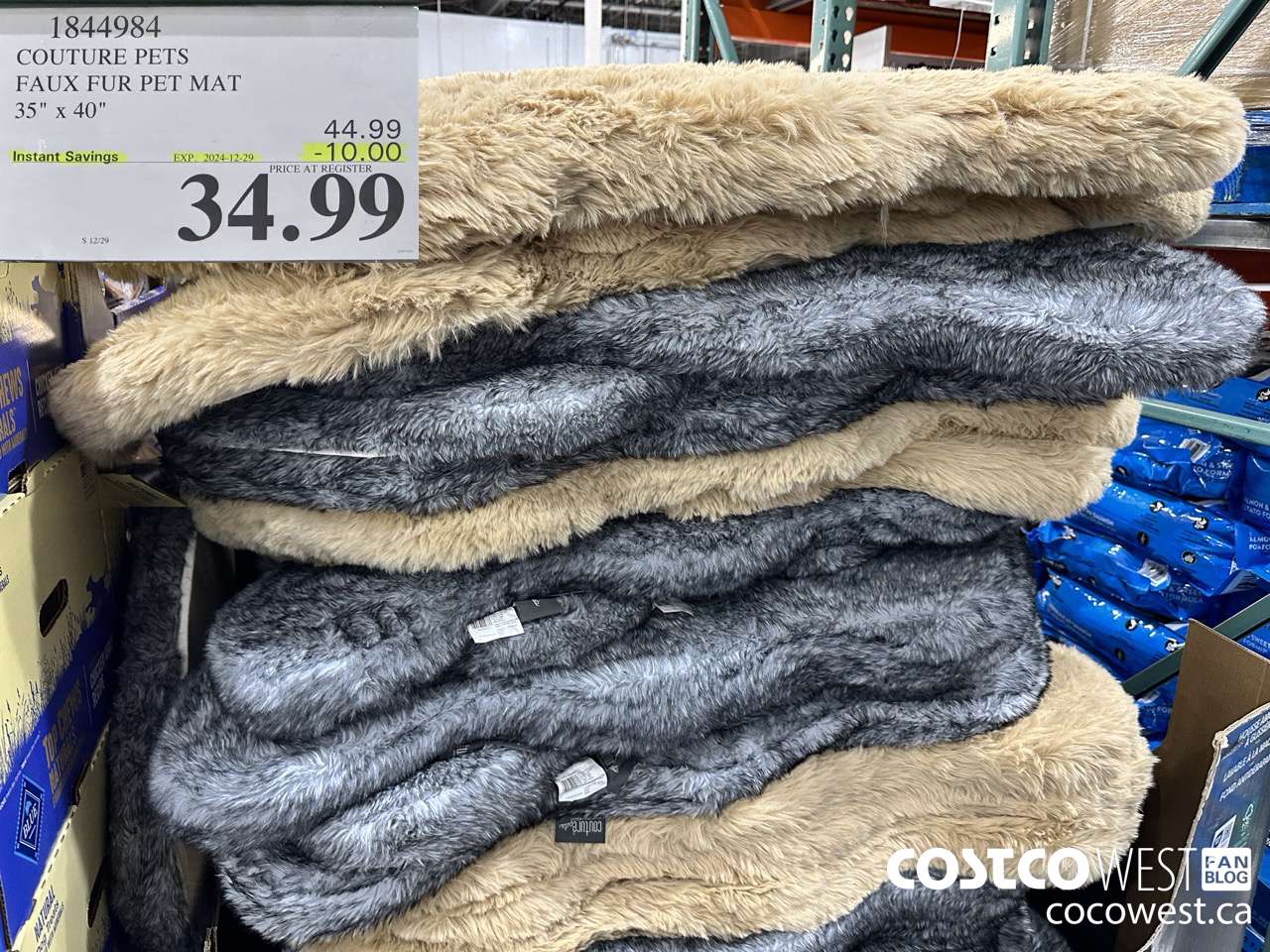 1844984 COUTURE PETS FAUX FUR PET MAT 35