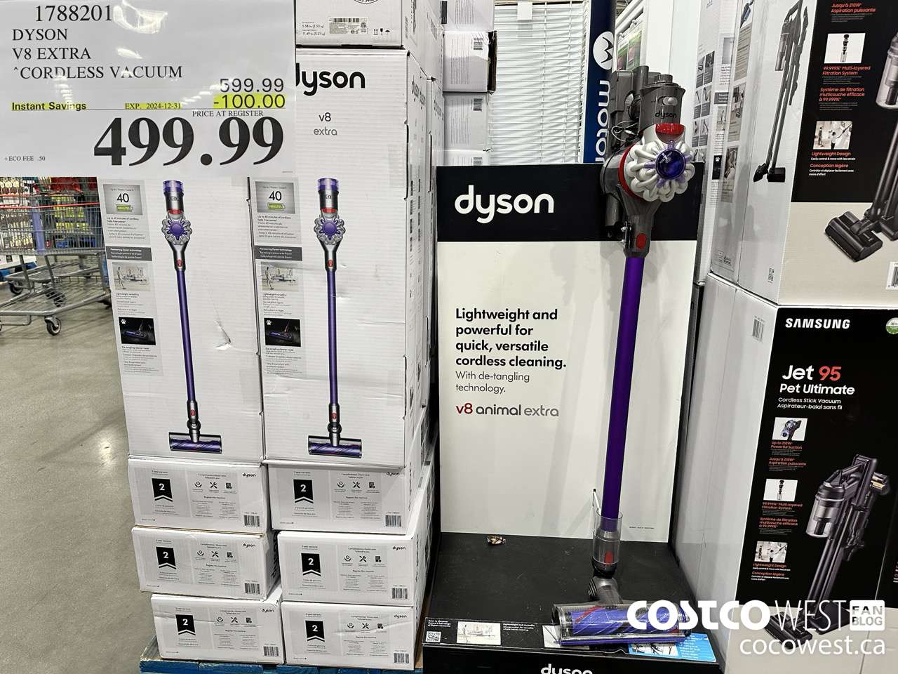 1788201 DYSON V8 EXTRA CORDLESS VACUUM ($100.00 INSTANT SAVINGS EXPIRES ON 2024-12-31) $499.99