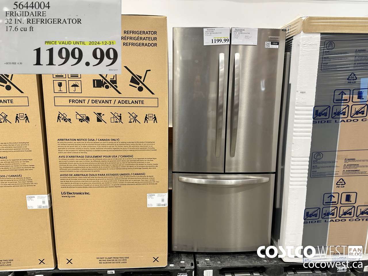 5644004 FRIGIDAIRE 32IN REFRIGERATOR 17.6 CUFT (EXPIRES ON 2024-12-31) $1199.99