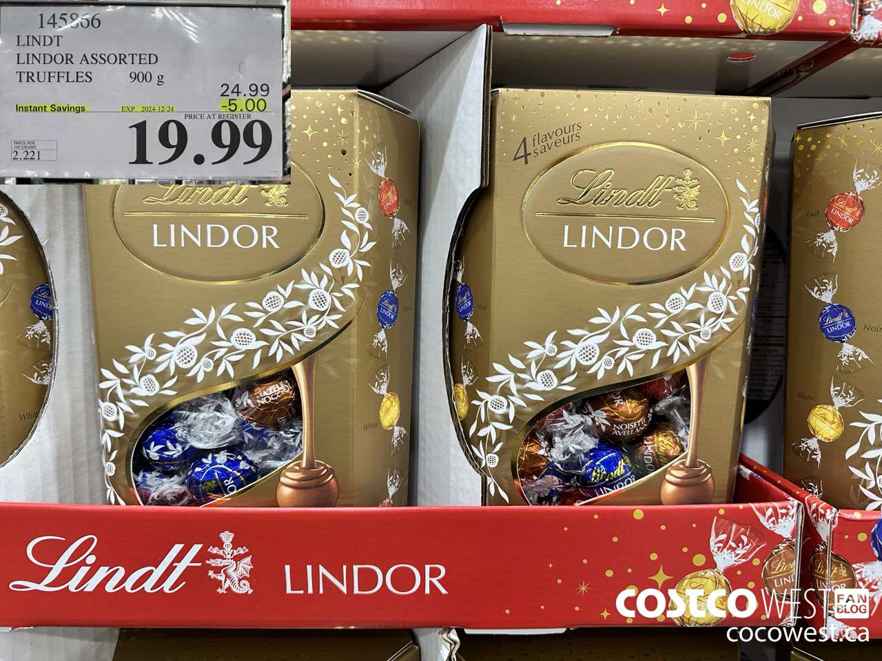 145866 LINDT LINDOR ASSORTED TRUFFLES 900g ($5.00 INSTANT SAVINGS EXPIRES ON 2024-12-24) $19.99
