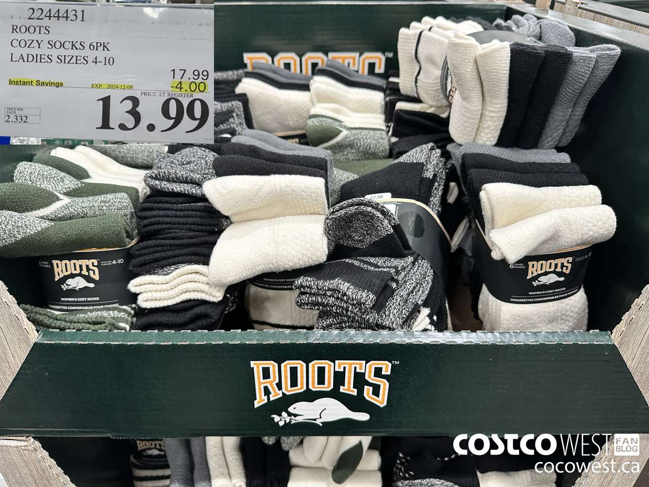 2244431 ROOTS COZY SOCKS 6PK LADIES SIZES 4-10 ($4.00 INSTANT SAVINGS EXPIRES ON 2024-12-08) $13.99