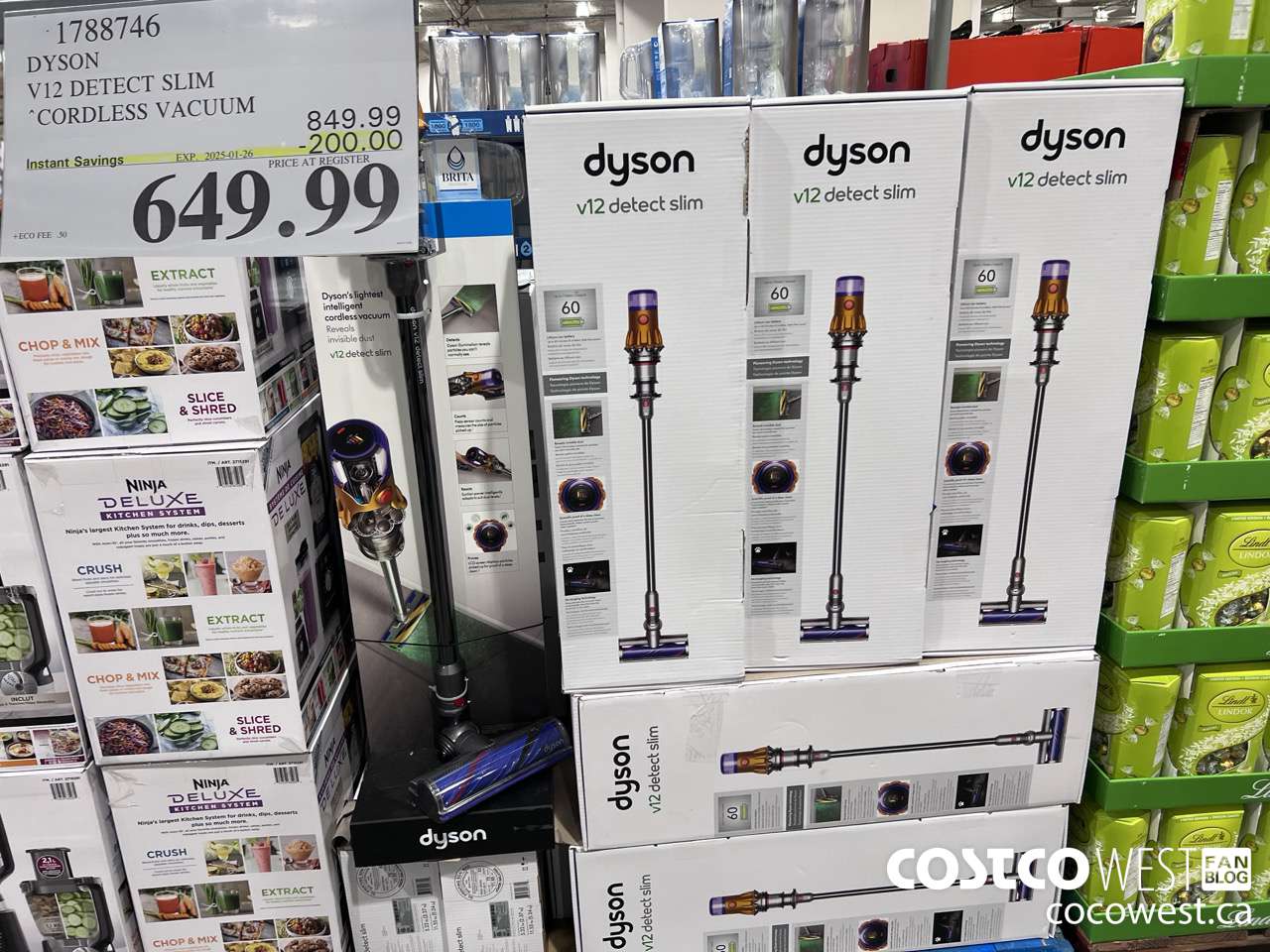1788746 DYSON V12 DETECT SLIM STICK VAC ($200.00 INSTANT SAVINGS EXPIRES ON 2025-01-26) $649.99