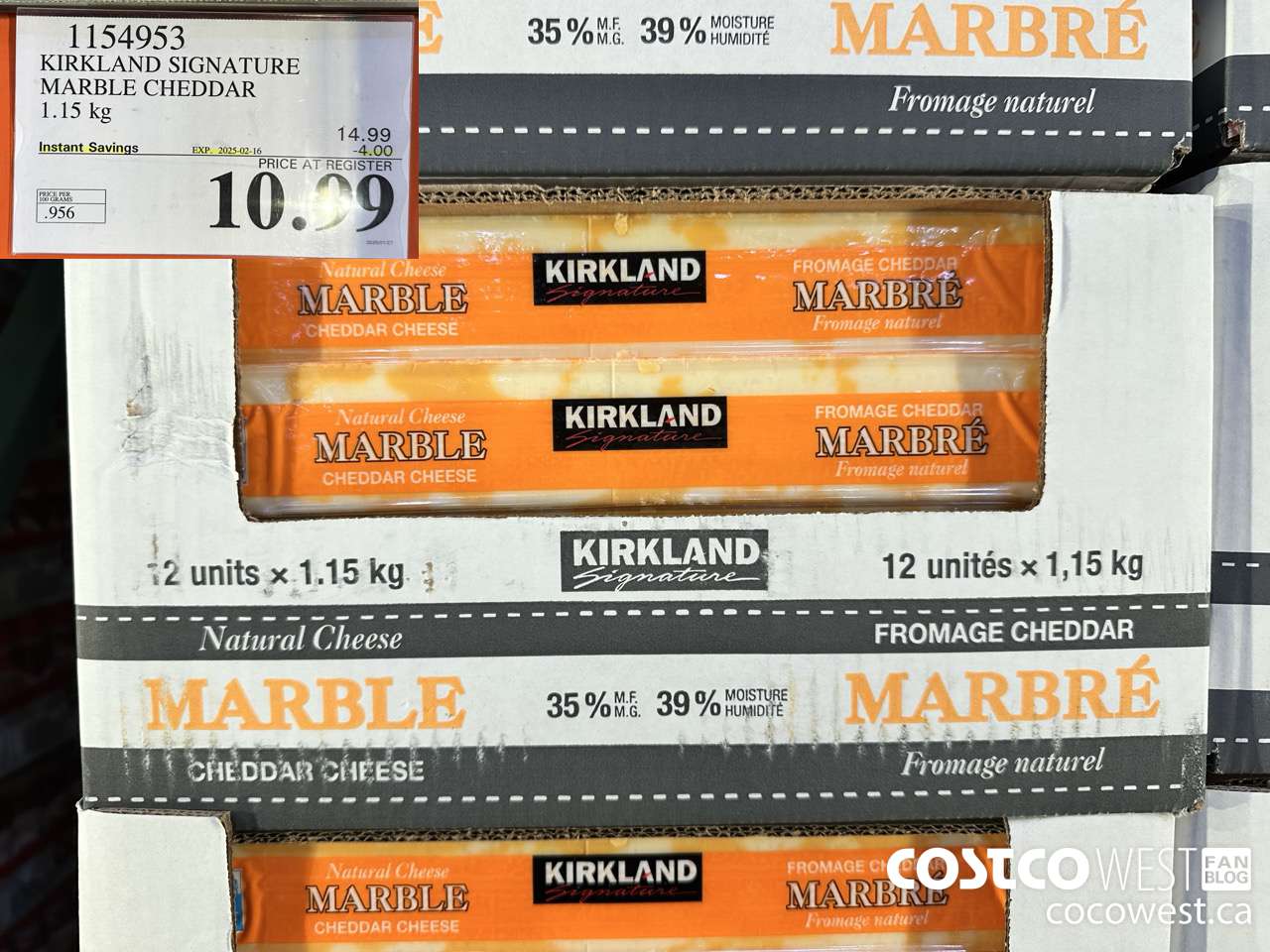 1154953 KIRKLAND SIGNATURE MARBLE CHEDDAR 1.15 KG ($4.00 INSTANT SAVINGS EXPIRES ON 2025-02-16) $10.99