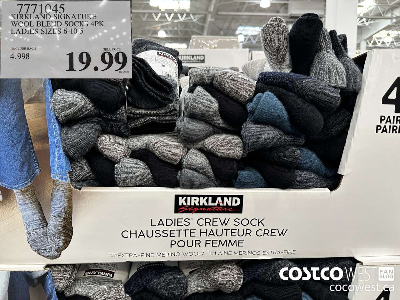 7771045 KIRKLAND SIGNATURE WOOL BLEND SOCK 4PK LADIES SIZES 6-10.5 $19.99