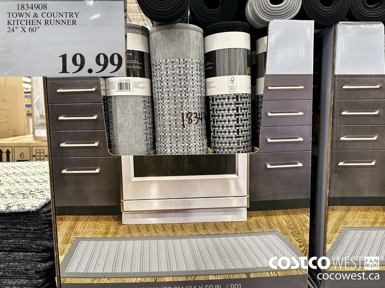 1834908 TOWN & COUNTRY KITCHEN RUNNER 24