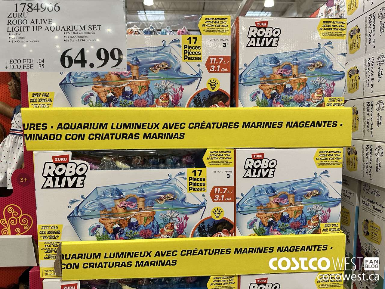 1784966 ZURU ROBO ALIVE LIGHT UP AQUARIUM SET $64.99