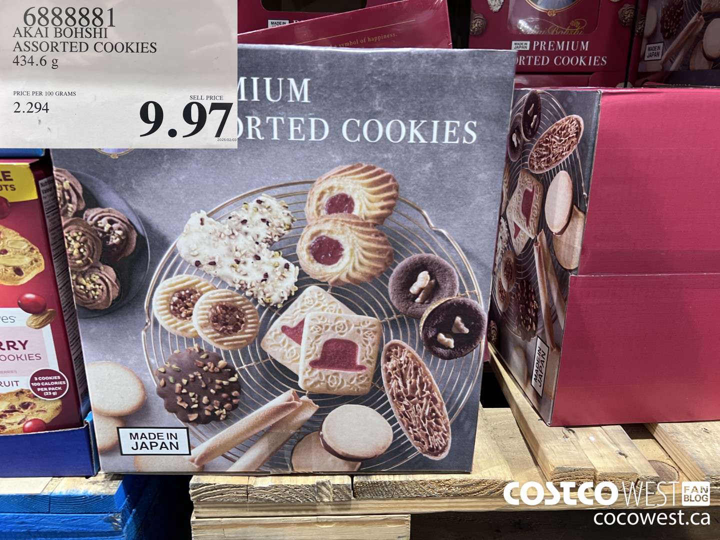 6888881 AKAI BOHSHI ASSORTED COOKIES 434.6G $9.97