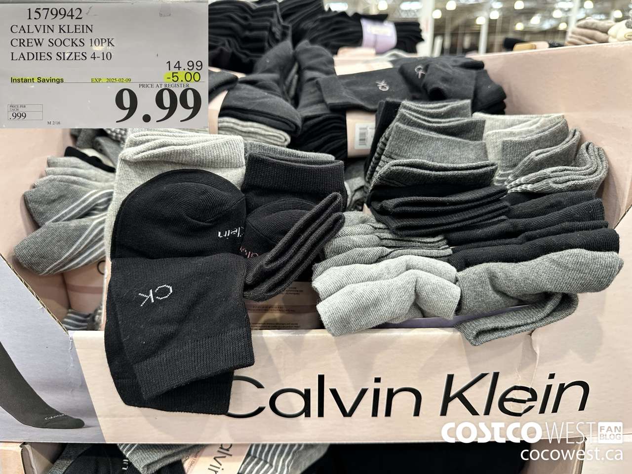 1579942 CALVIN KLEIN CREW SOCK 10PK LADIES SIZES 4-10 ($5.00 INSTANT SAVINGS EXPIRES ON 2025-02-09) $9.99