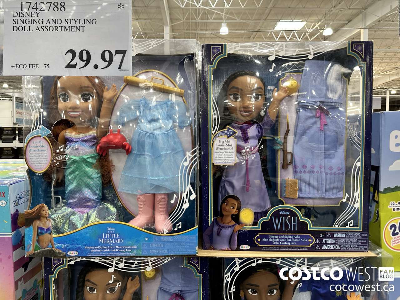 1742788 DISNEY PRINCESS SINGING DOLL W/ ACCESSORIES $29.97