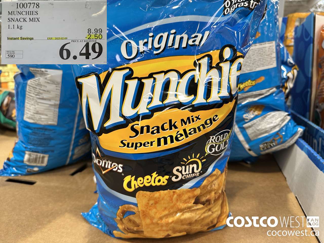 100778 MUNCHIES SNACK MIX 1.1 kg ($2.50 INSTANT SAVINGS EXPIRES ON 2025-02-09) $6.49