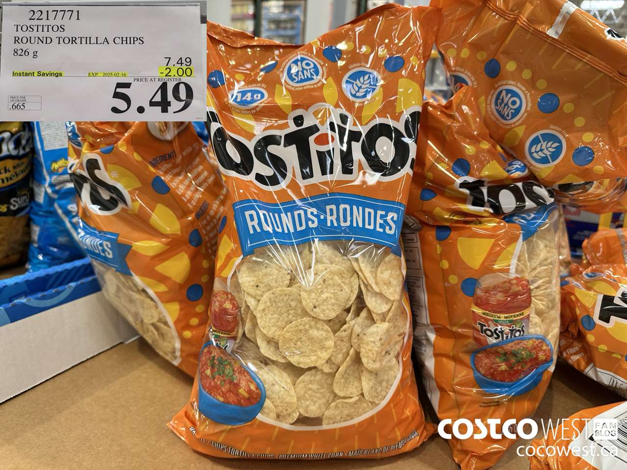 2217771 TOSTITOS ROUND TORTILLA CHIPS 826 G ($2.00 INSTANT SAVINGS EXPIRES ON 2025-02-16) $5.49