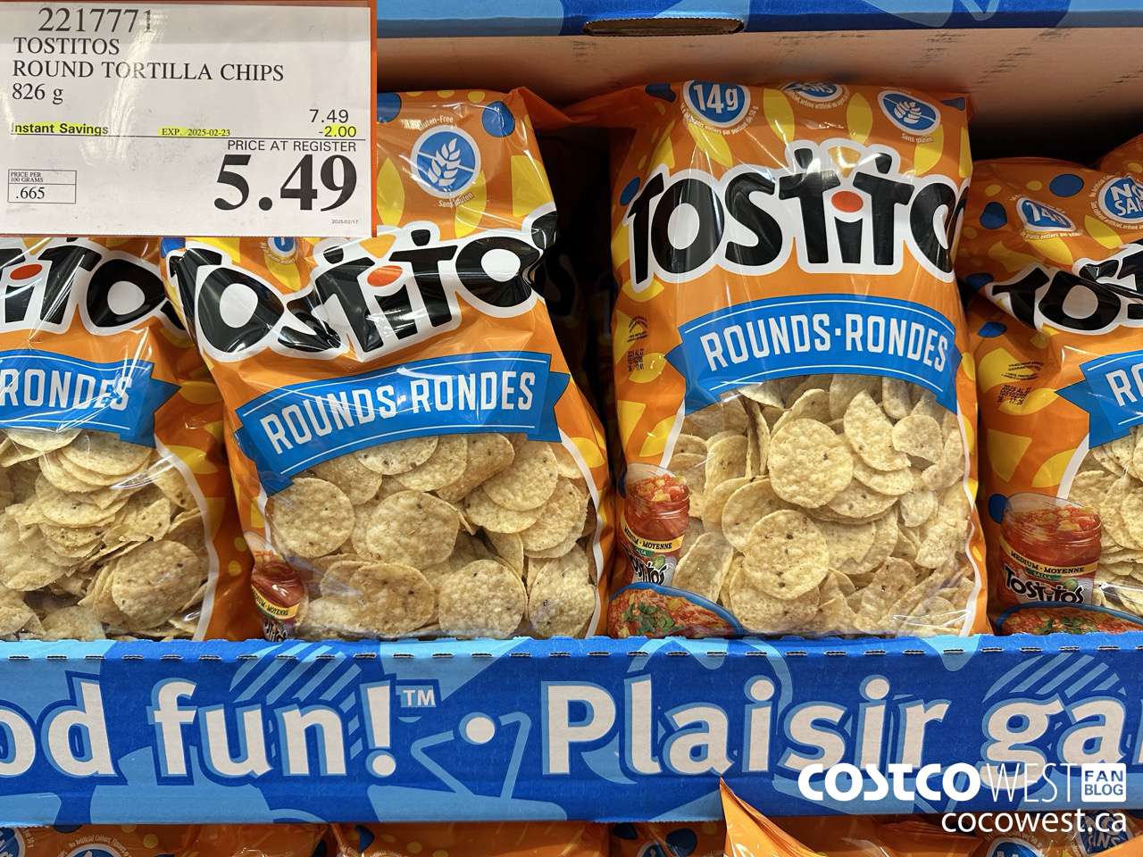 2217771 TOSTITOS ROUND TORTILLA CHIPS 826 G ($2.00 INSTANT SAVINGS EXPIRES ON 2025-02-23) $5.49