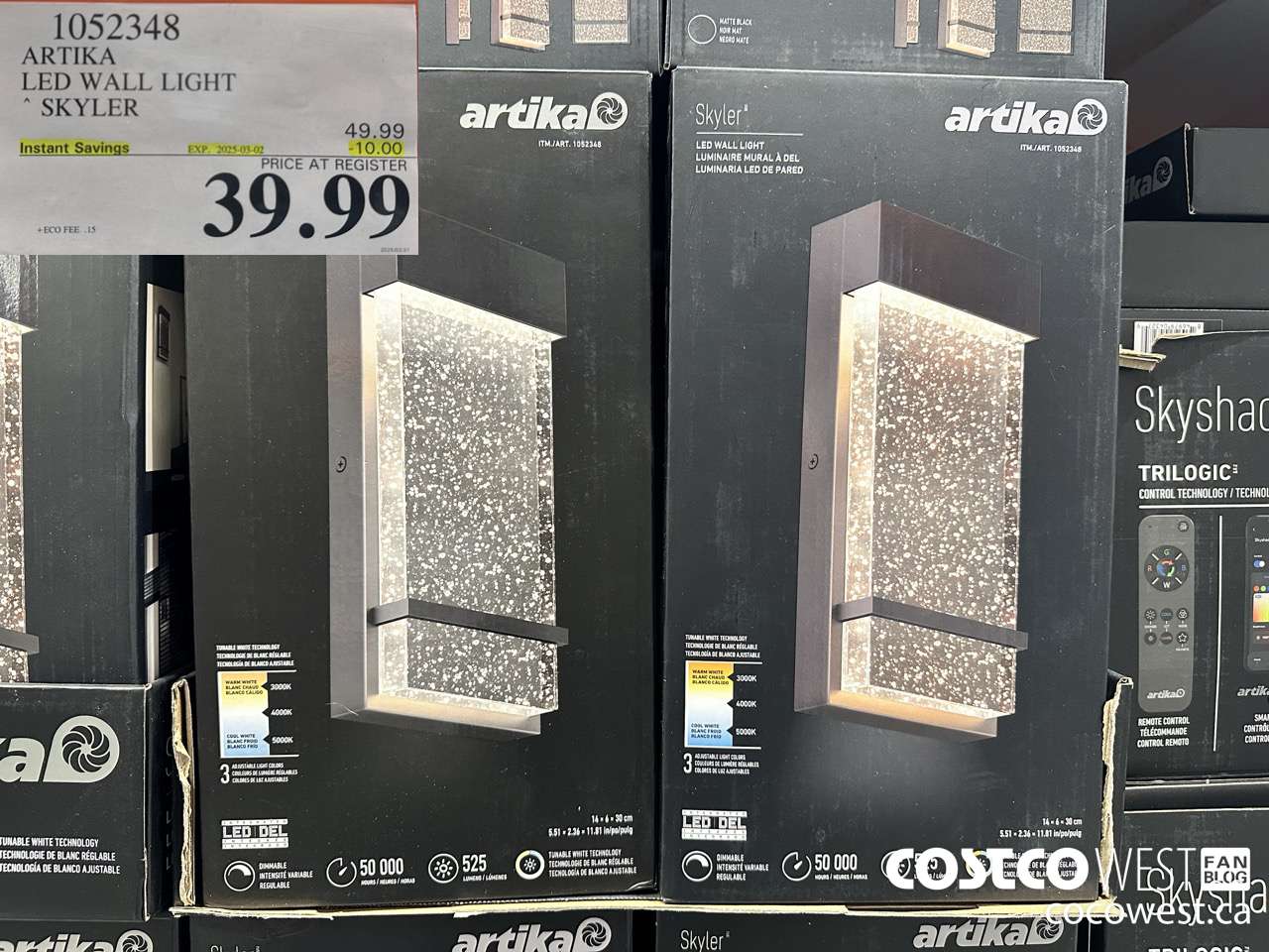 1052348 ARTIKA LED WALL LIGHT SKYLER ($10.00 INSTANT SAVINGS EXPIRES ON 2025-03-02) $39.99