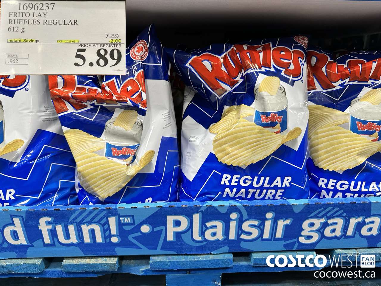 696237 FRITO LAY RUFFLES REGULAR 585 G ($2.00 INSTANT SAVINGS EXPIRES ON 2025-03-16) $5.89