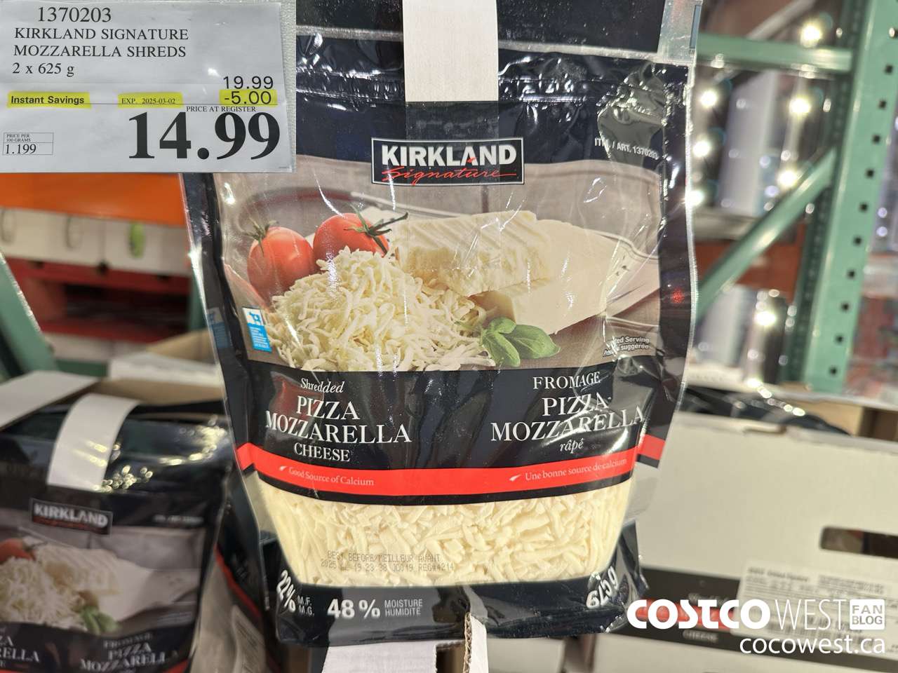 1370203 KIRKLAND SIGNATURE MOZZARELLA SHREDS 2 X 625 G ($5.00 INSTANT SAVINGS EXPIRES ON 2025-03-02) $14.99