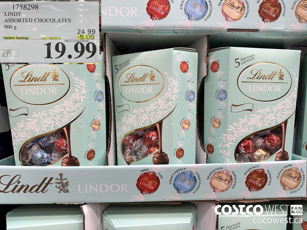 1758298 LINDT ASSORTED CHOCOLATES 900 G ($5.00 INSTANT SAVINGS EXPIRES ON 2025-03-16) $19.99
