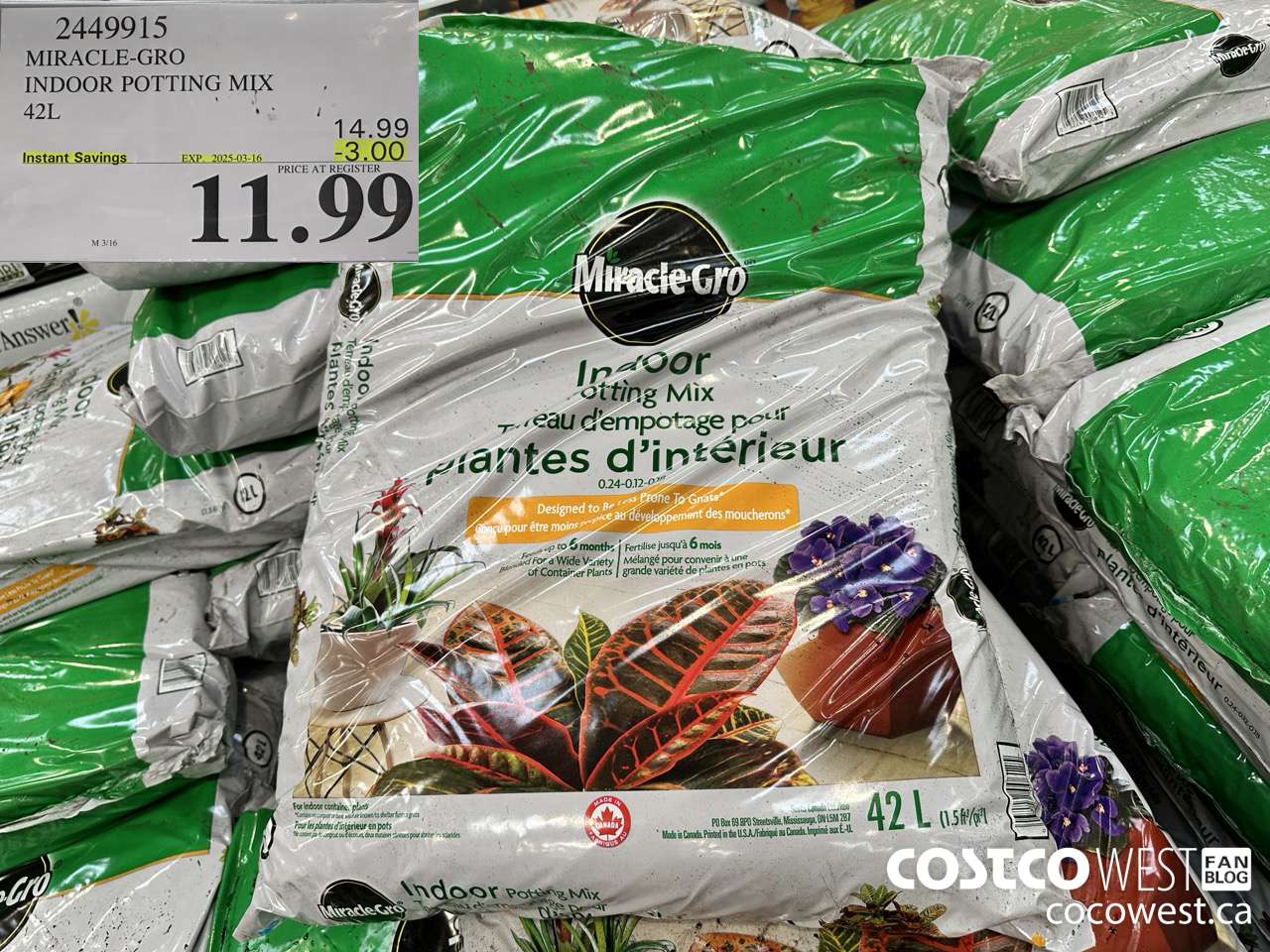 2449915 MIRACLE-GRO INDOOR POTTING MIX 42L ($3.00 INSTANT SAVINGS EXPIRES ON 2025-03-16) $11.99