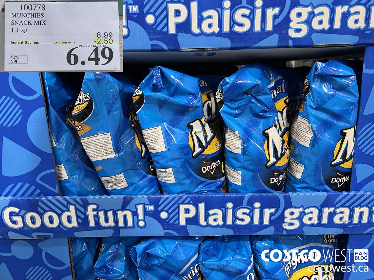 100778 MUNCHIES SNACK MIX 1.1 kg ($2.50 INSTANT SAVINGS EXPIRES ON 2025-04-13) $6.49