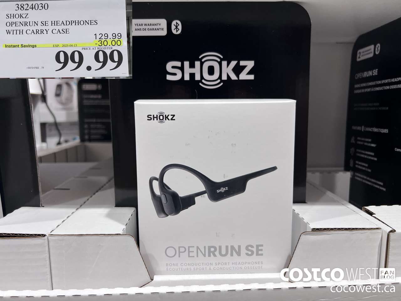 3824030 SHOKZ OPENRUN SE HEADPHONES WITH CARRY CASE ($30.00 INSTANT SAVINGS EXPIRES ON 2025-04-13) $99.99