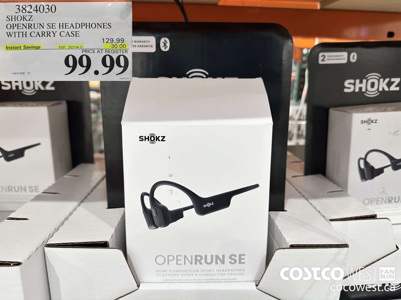 3824030 SHOKZ OPENRUN SE HEADPHONES WITH CARRY CASE ($30.00 INSTANT SAVINGS EXPIRES ON 2025-04-13) $99.99