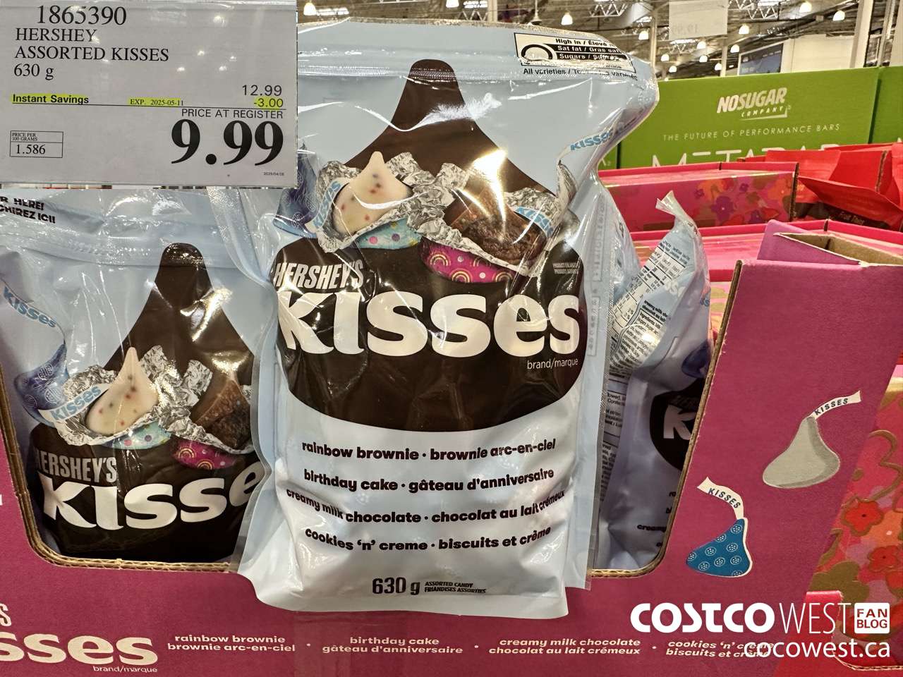 1865390 HERSHEY ASSORTED KISSES 630G ($3.00 INSTANT SAVINGS EXPIRES ON 2025-05-11) $9.99