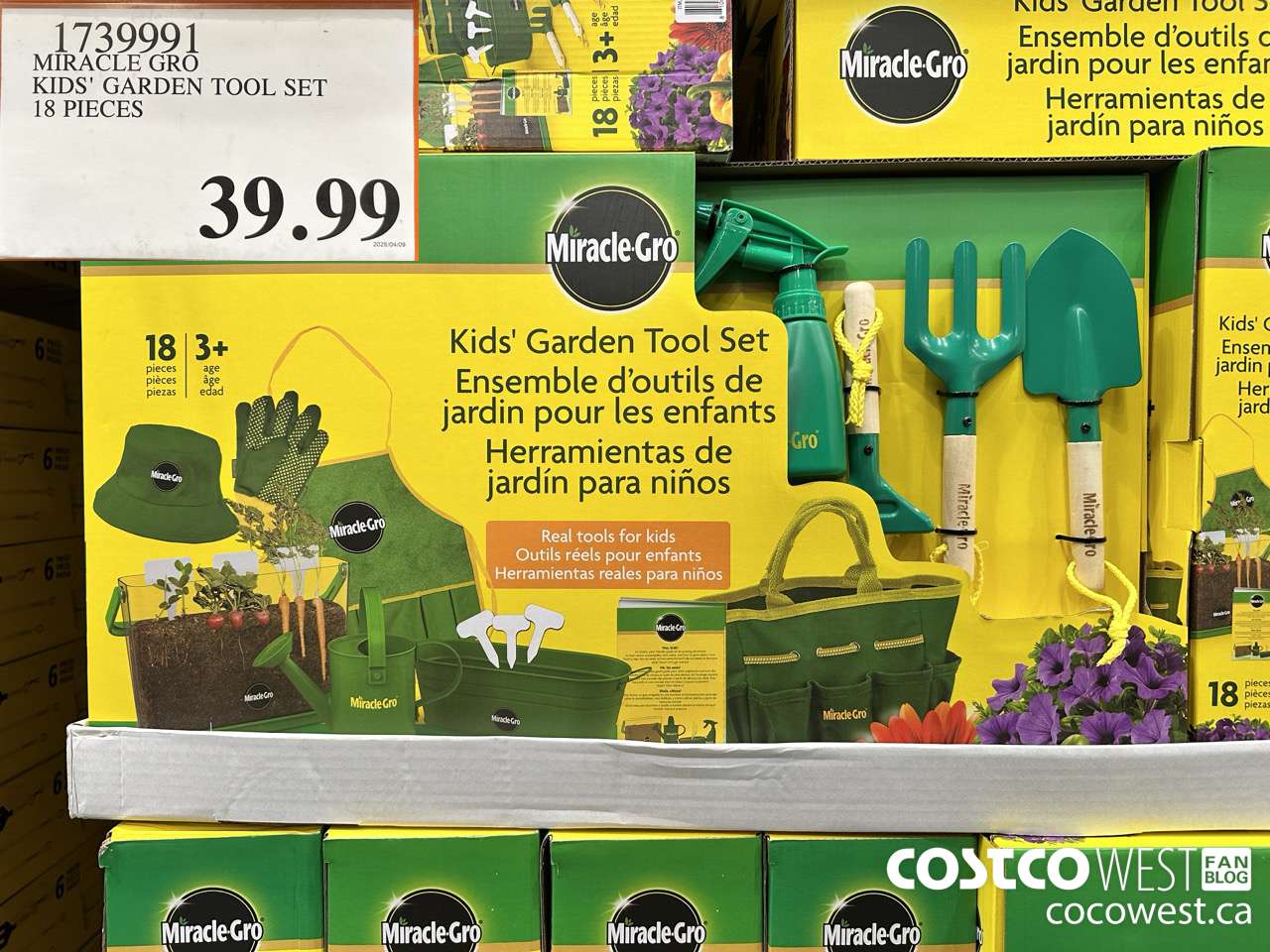 1739991 MIRACLE GRO KID'S GARDEN TOOL SET 18 PIECES $39.99