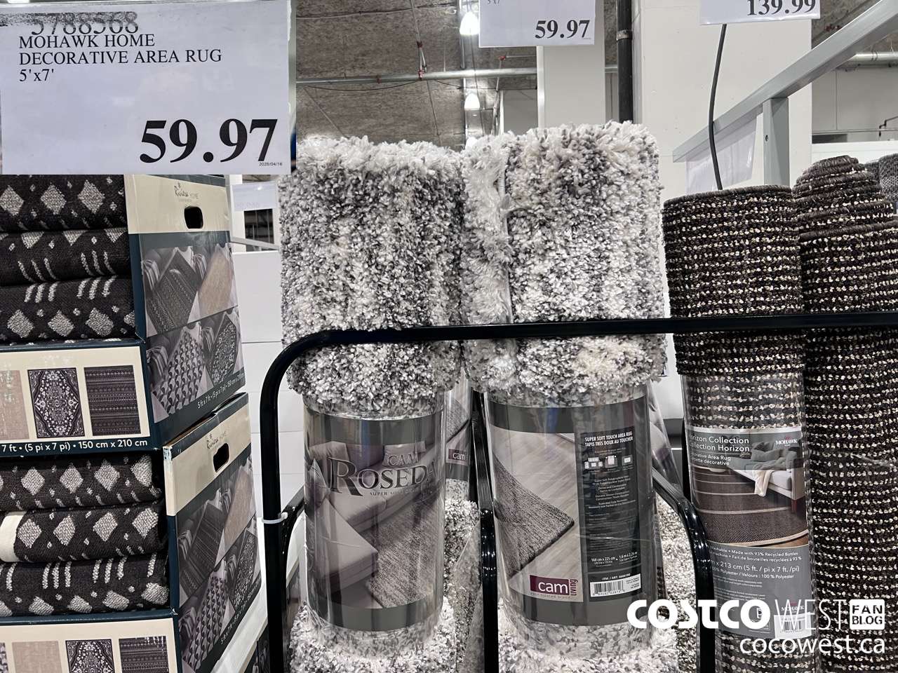 5788568 MOHAWK HOME DECORATIVE AREA RUG 5' X 7' $59.97