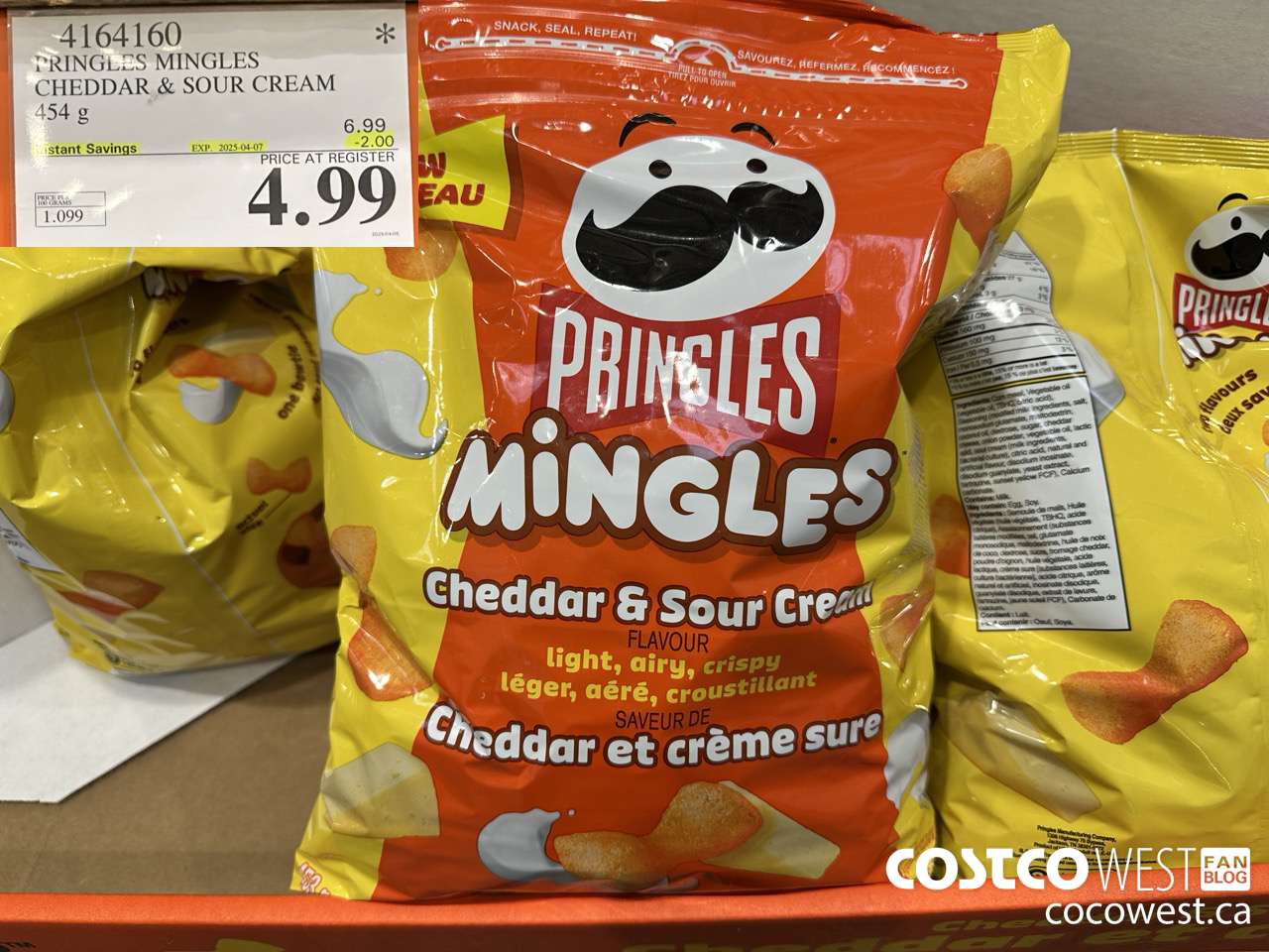 4164160 PRINGLES MINGLES CHEDDAR & SOUR CREAM 454G ($2.00 INSTANT SAVINGS EXPIRES ON 2025-04-07) $4.99