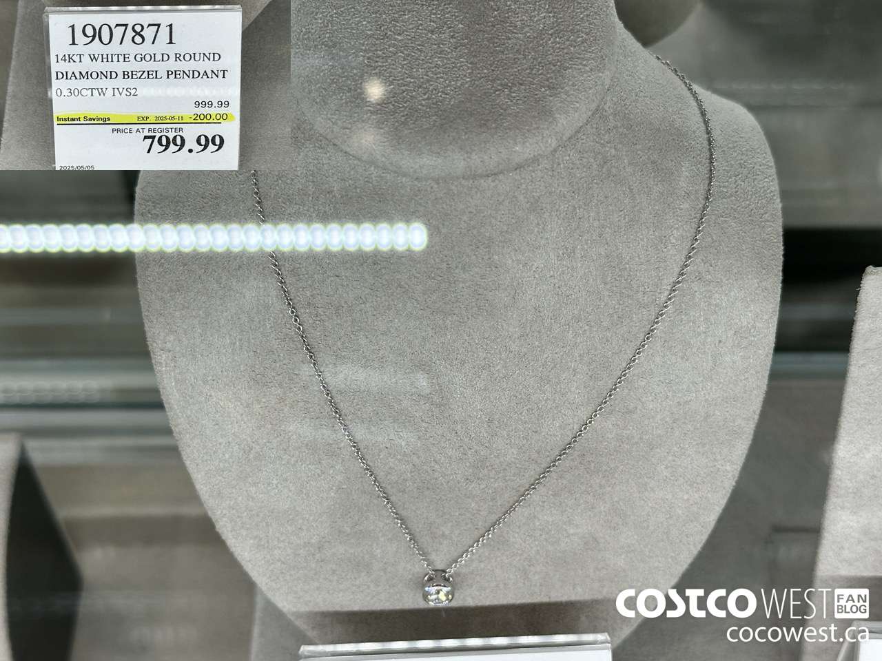 1907871 14KT WHITE GOLD ROUND DIAMOND BEZEL PENDANT 0.30CTW IVS2 ($200.00 INSTANT SAVINGS EXPIRES ON 2025-05-11) $799.99