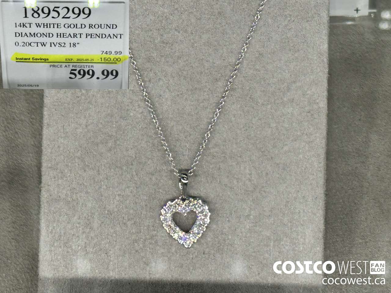 1895299 14KT WHITE GOLD ROUND DIAMOND HEART PENDANT O.20CTW IVS2 18