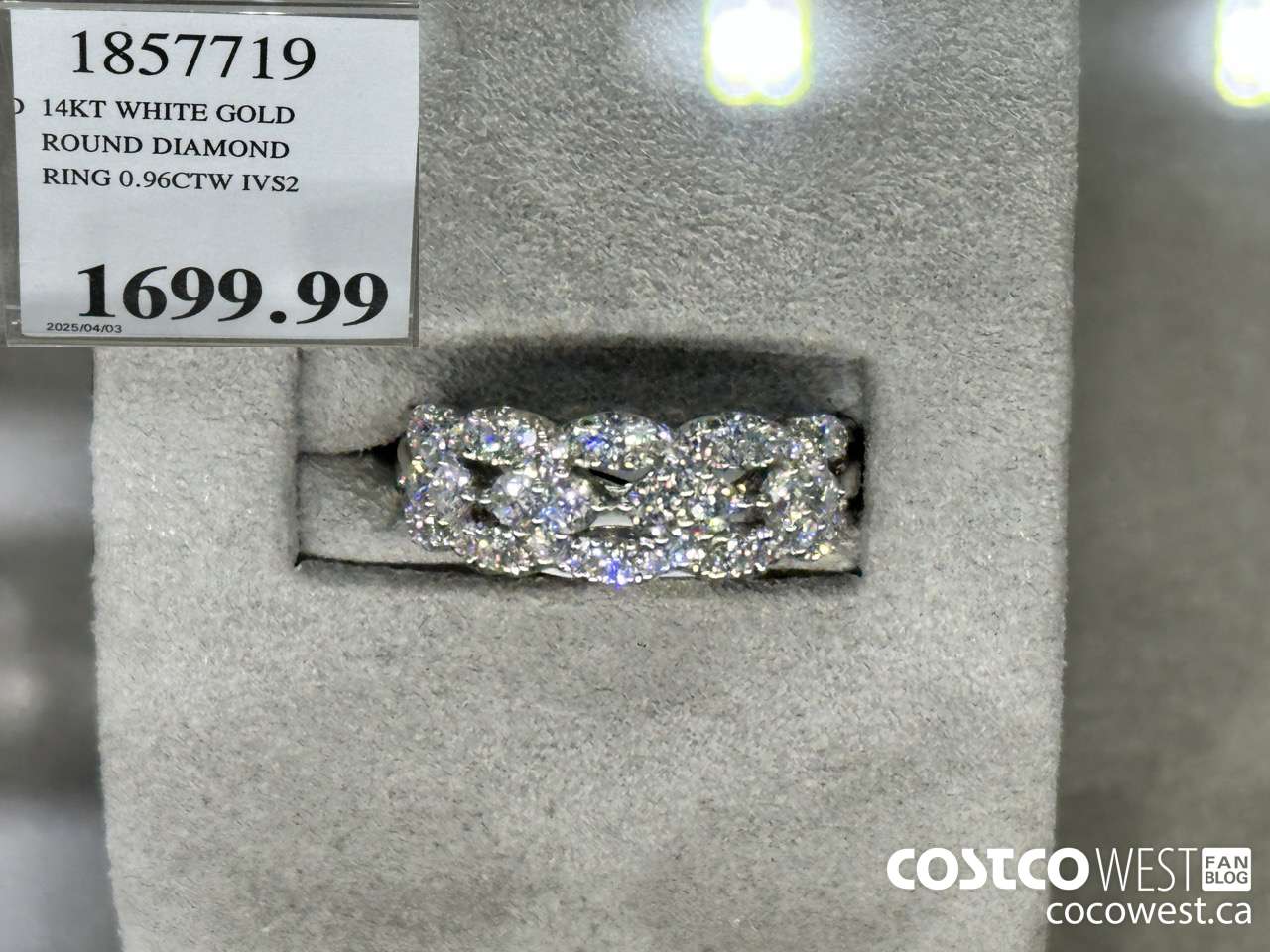 1857719 14KT WHITE GOLD ROUND DIAMOND RING 0.96CTW IVS2 $1699.99