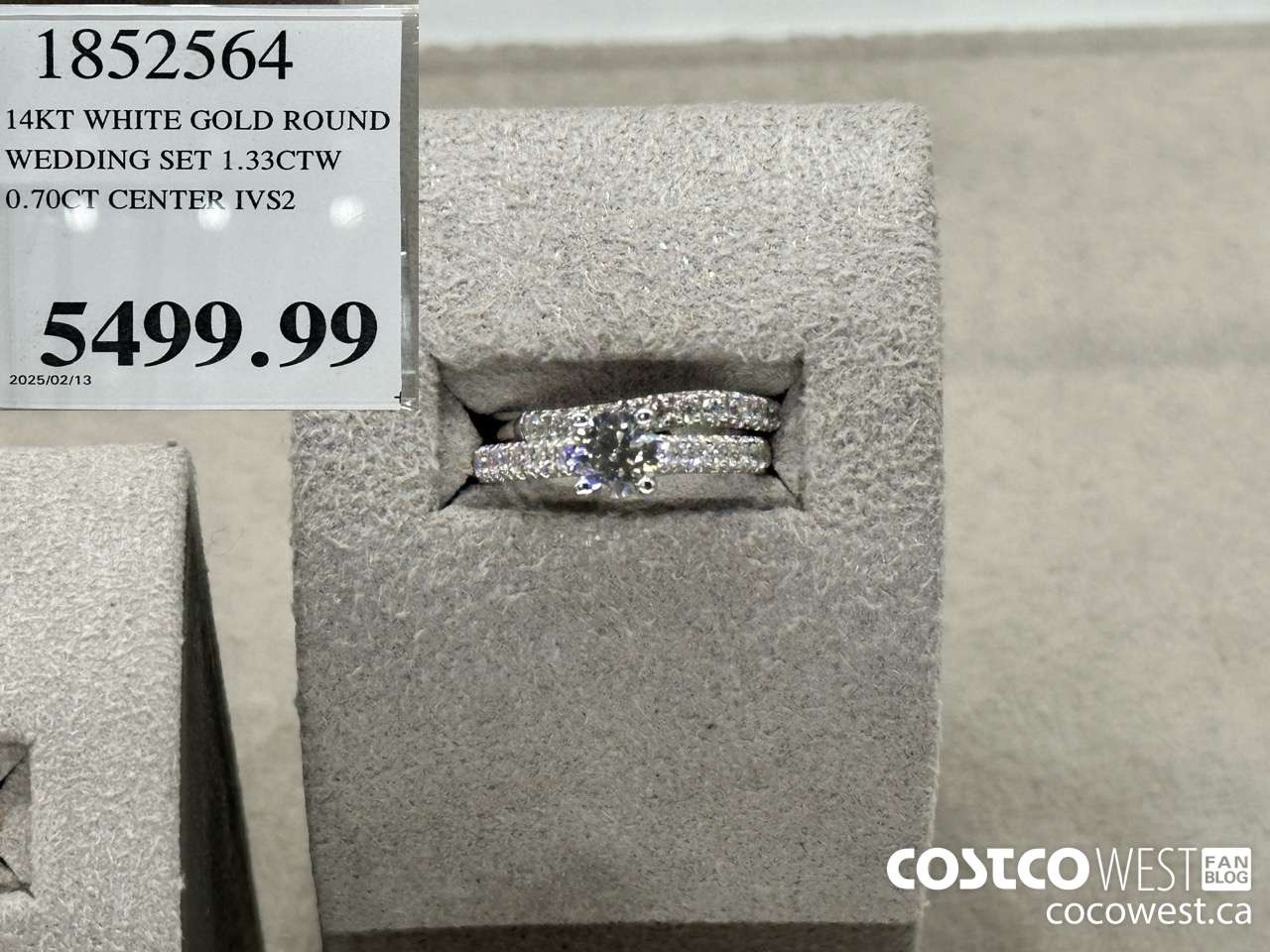 1852564 14KT WHITE GOLD ROUND WEDDING SET 1.33CTW 0.70CT CENTER IVS2 $5499.99