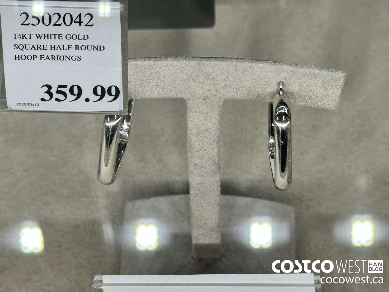 2502042 14KT WHITE GOLD SQUARE HALF ROUND HOOP EARRINGS $359.99