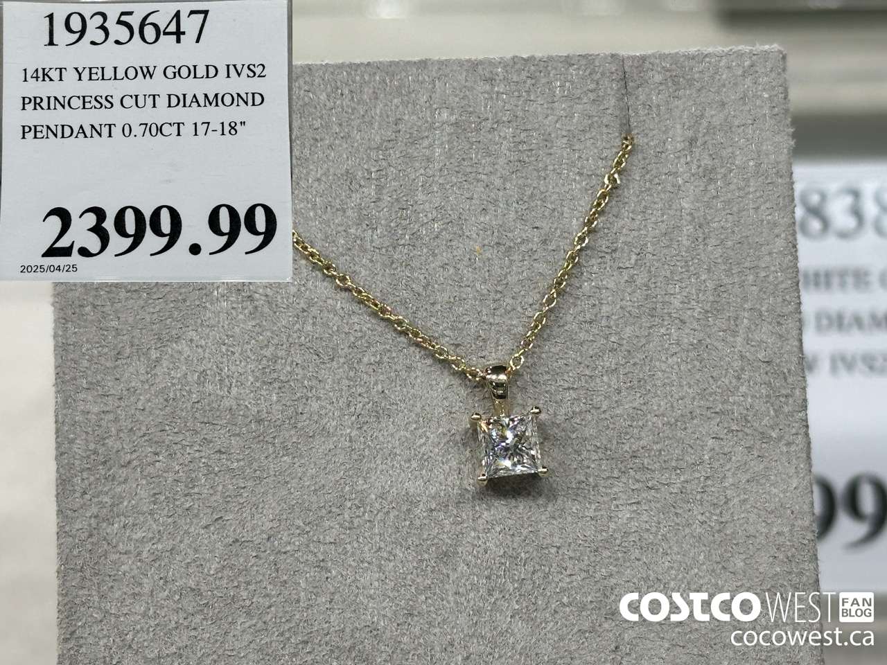 1935647 14KT YELLOW GOLD IVS2 PRINCESS CUT DIAMOND PENDANG 0.70CT 17-18