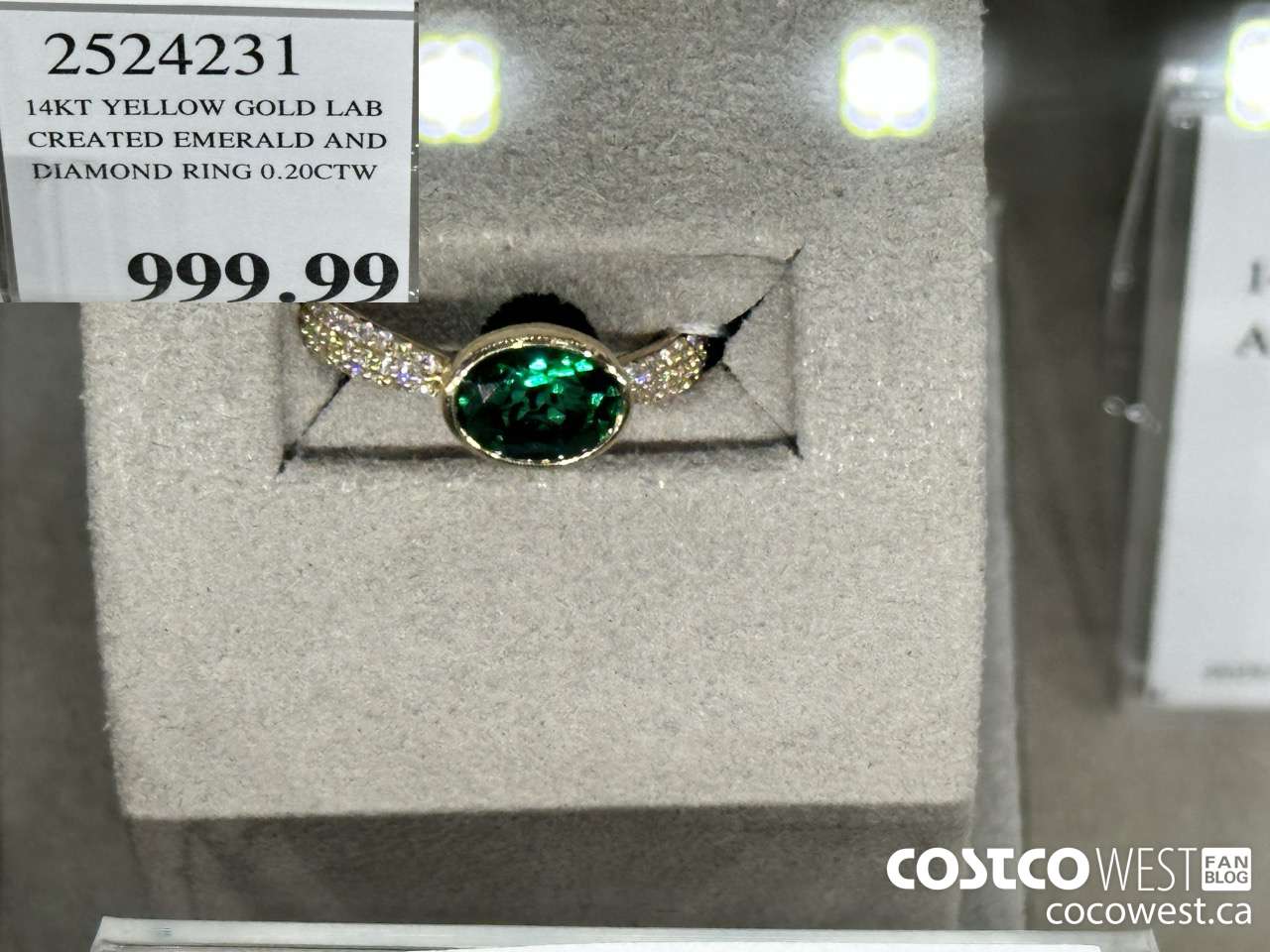 2524231 14KT YELLOW GOLD LAB CREATED EMERALD AND DIAMOND RING 0.20CTW $999.99
