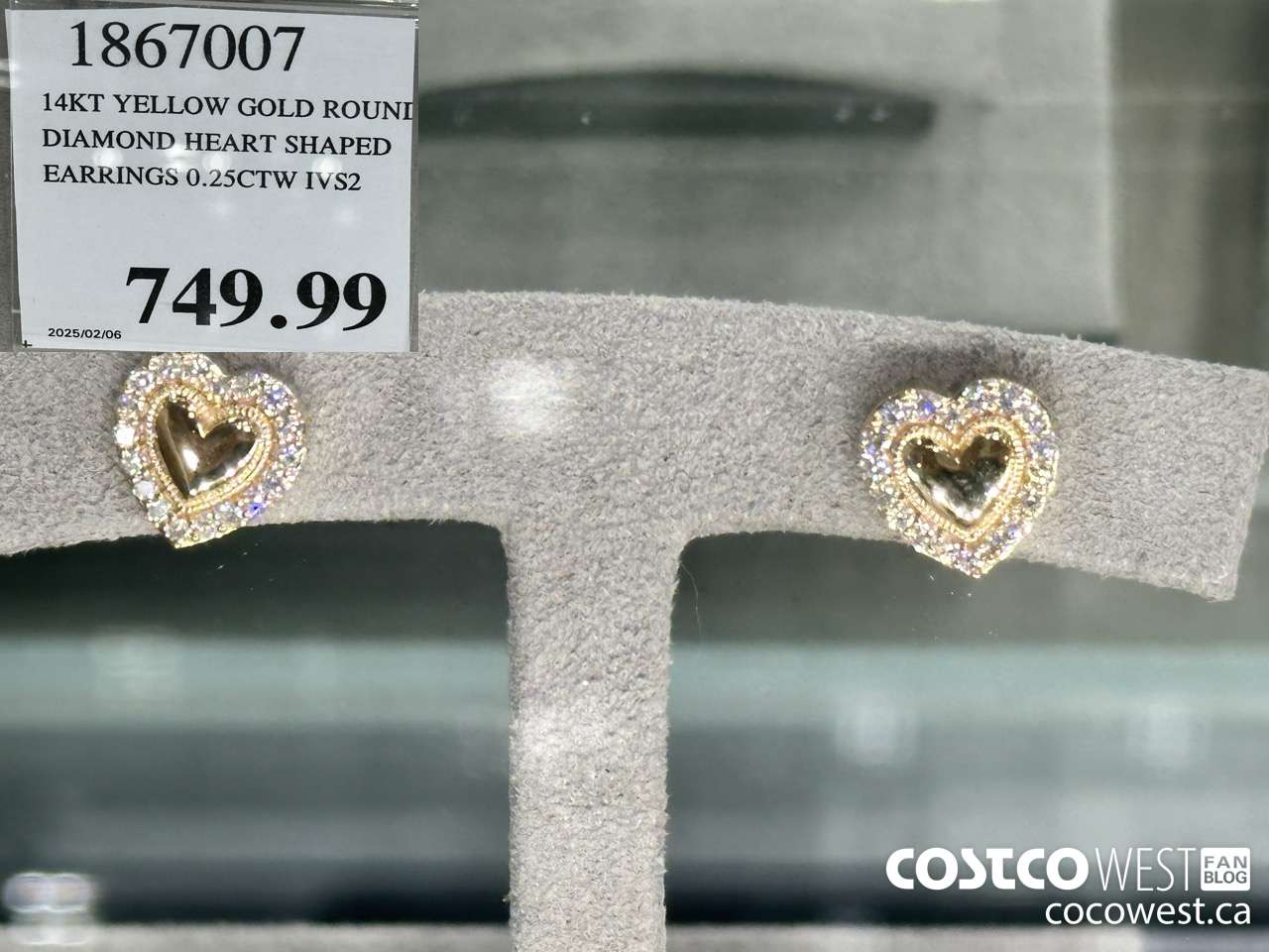 1867007 14KT YELLOW GOLD ROUND DIAMOND HEART SHAPED EARRINGS 0.25CTW IVS2 $749.99