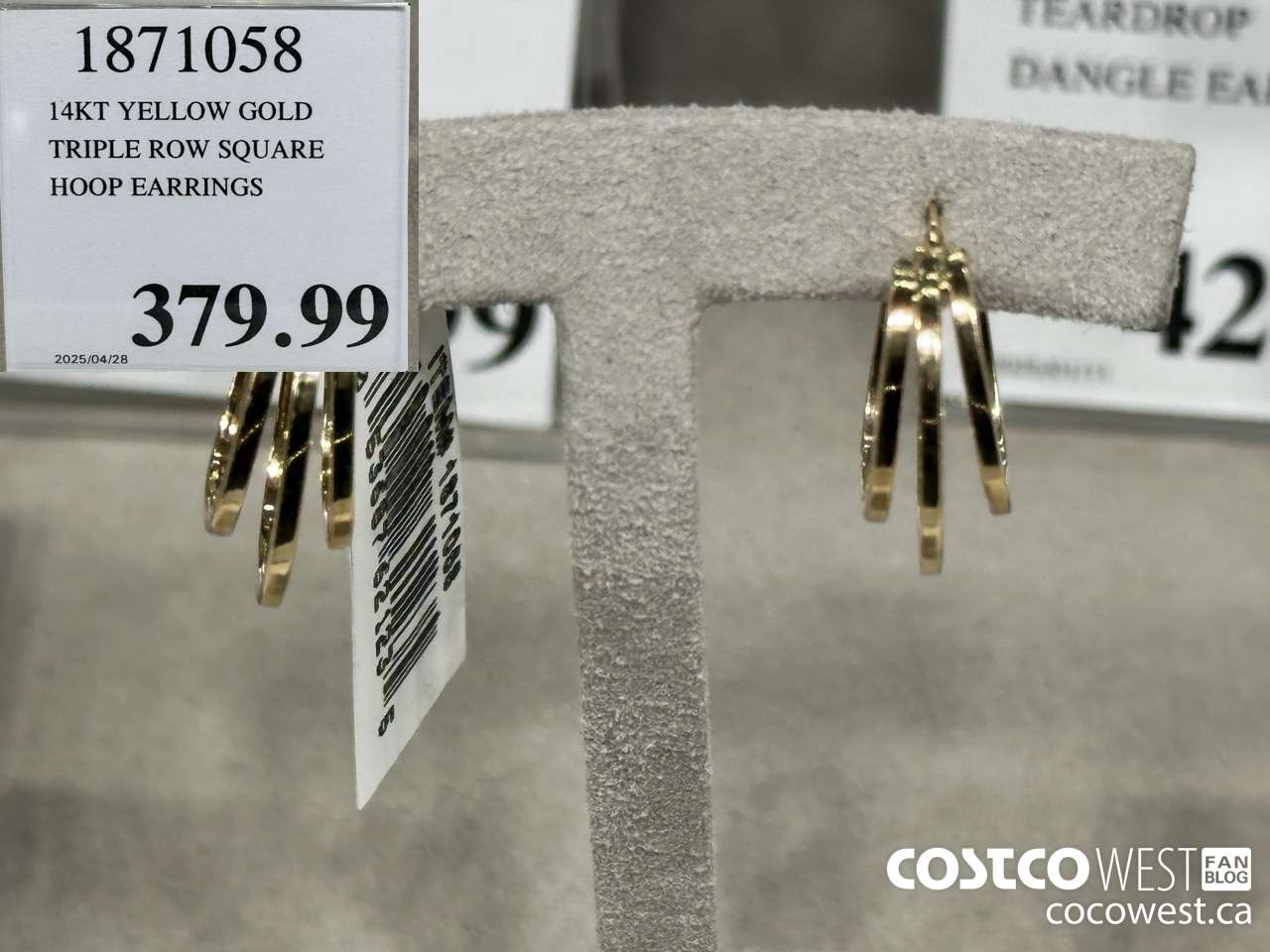 1871058 14KT YELLOW GOLD TRIPLE ROW SQUARE HOOP EARRINGS $379.99