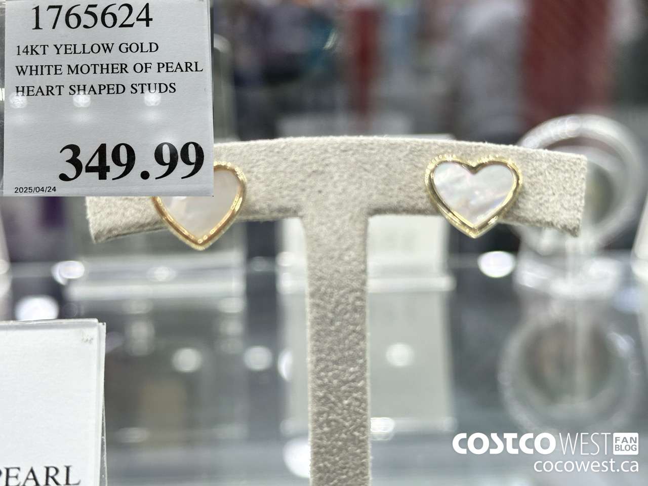 1765624 14KT YELLOW GOLD WHITE MOTHER OF PEARL HEART SHAPED STUDS $349.99