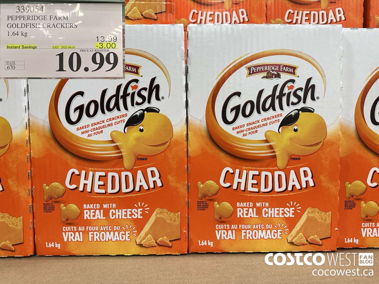 339054 PEPPERIDGE FARM GOLDFISH CRACKERS 1.64 kg ($3.00 INSTANT SAVINGS EXPIRES ON 2025-06-01) $10.99
