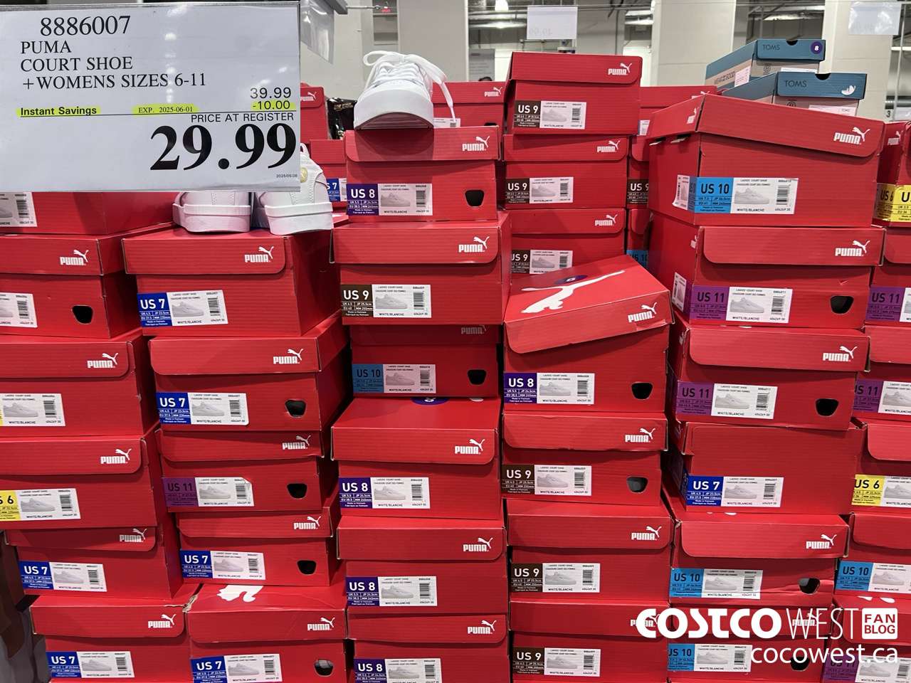 8886007 PUMA COURT SHOE WOMENS SIZES 6-11 ($10.00 INSTANT SAVINGS EXPIRES ON 2025-06-01) $29.99