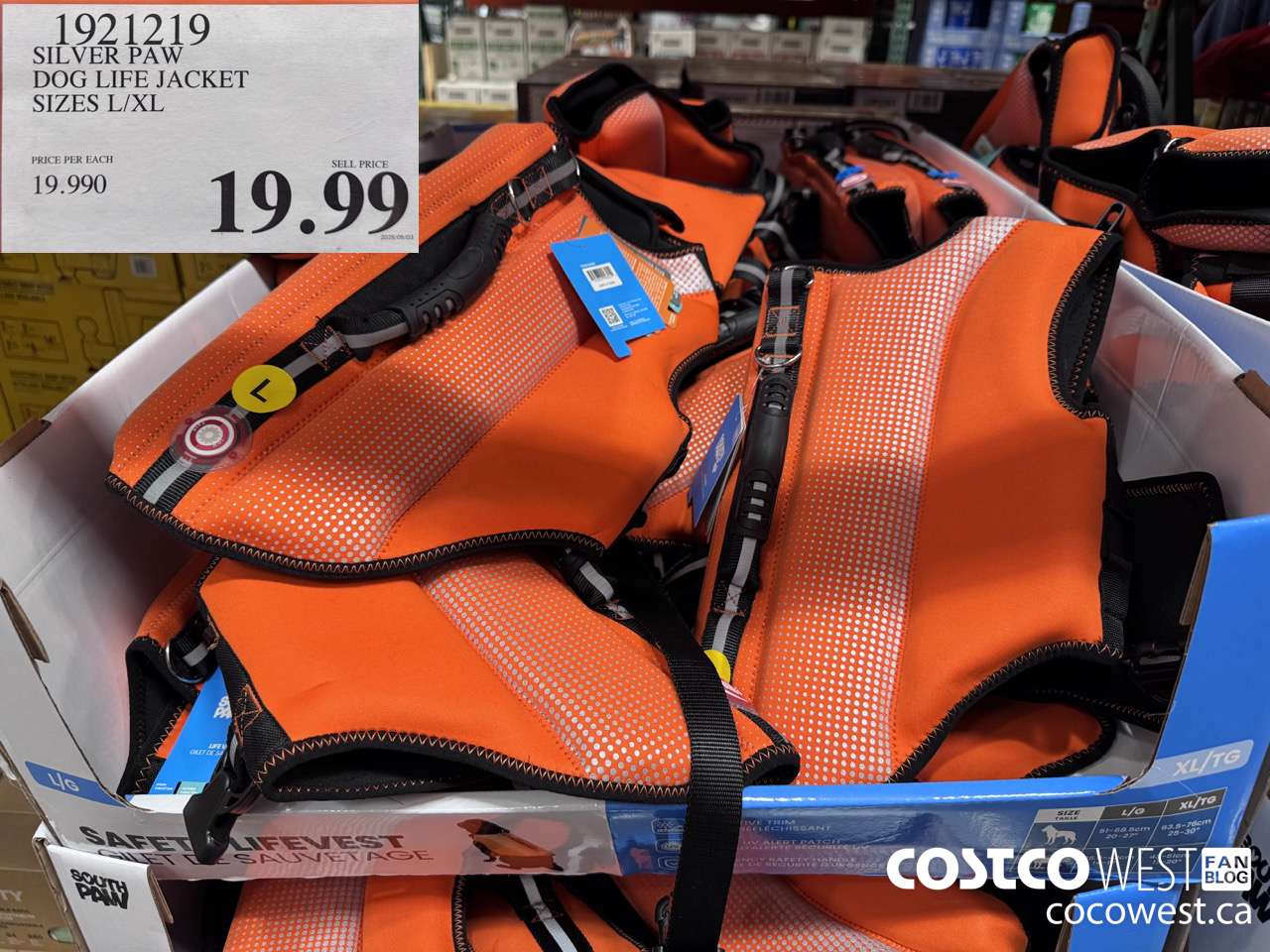 1921219 SILVER PAW DOG LIFE JACKET SIZES L/XL $19.99