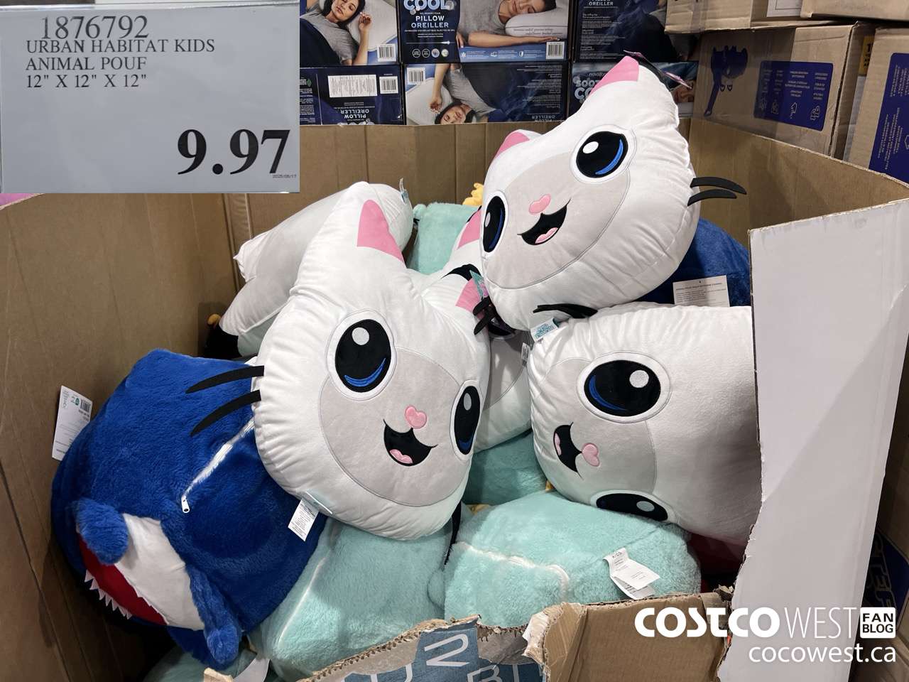 1876792 URBAN HABITAT KIDS ANIMAL POUF 12