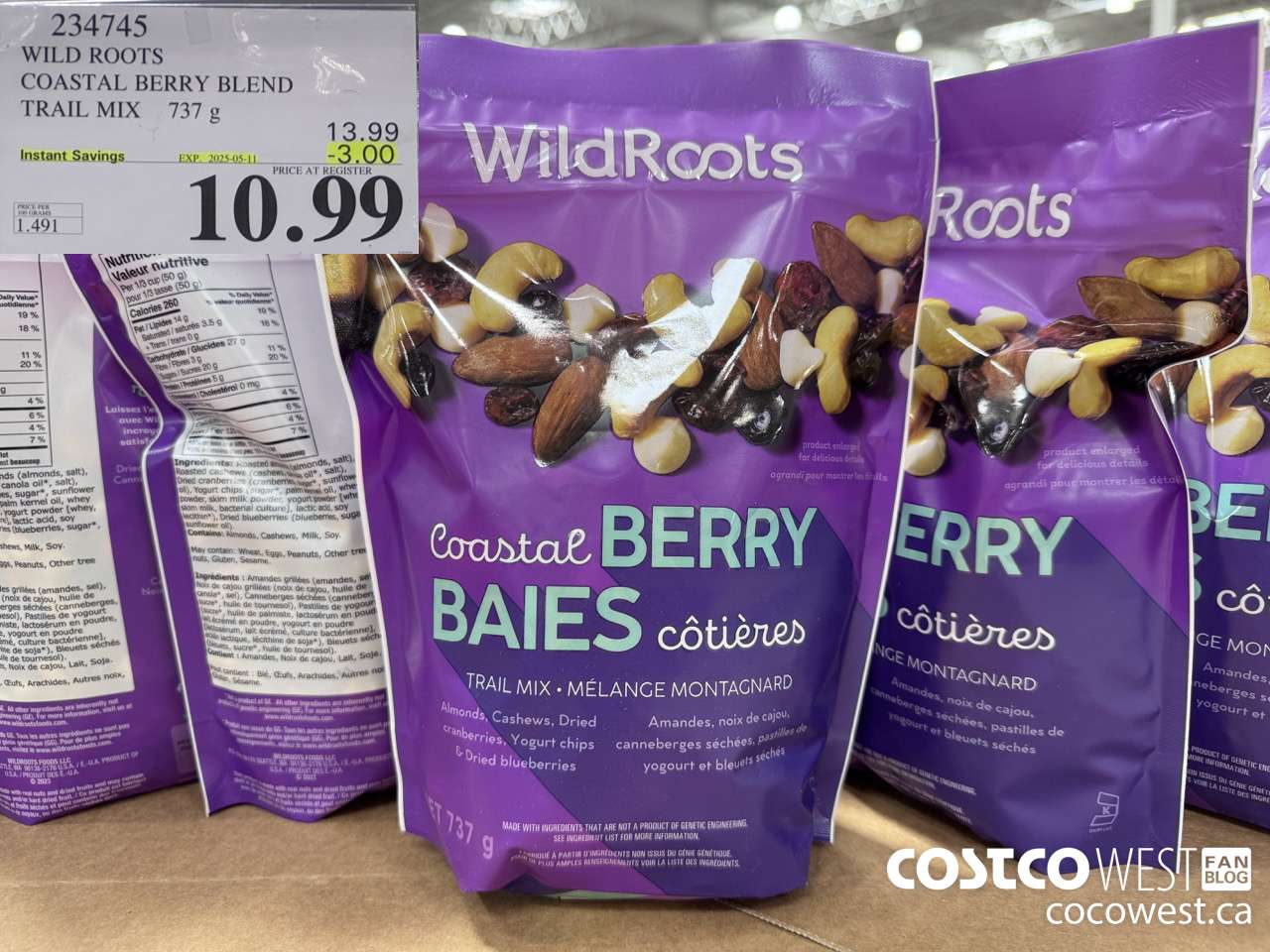 234745 WILD ROOTS COASTAL BERRY BLEND TAIL MIX 737 G ($3.00 INSTANT SAVINGS EXPIRES ON 2025-05-11) $10.99