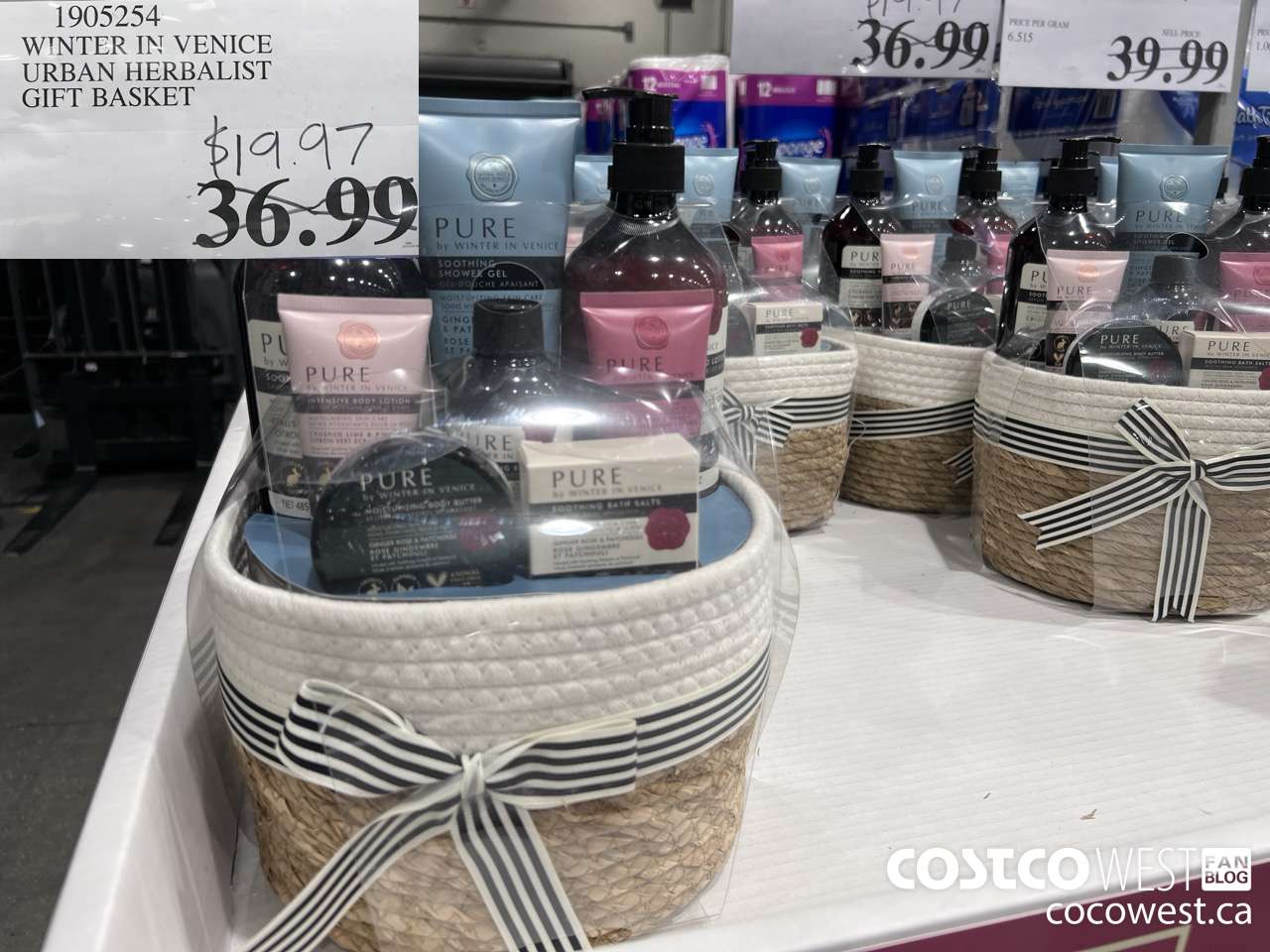 1905254 WINTER IN VENICE URBAN HERBALIST GIFT BASKET $19.97