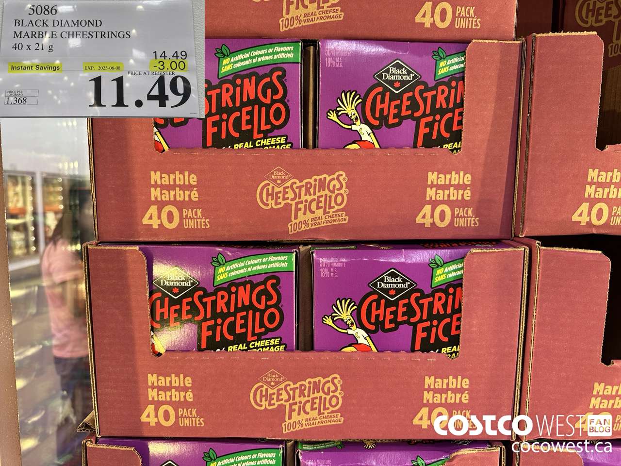 5086 BLACK DIAMOND MARBLE CHEESESTRINGS 40 x 21 g ($3.00 INSTANT SAVINGS EXPIRES ON 2025-06-08) $11.49